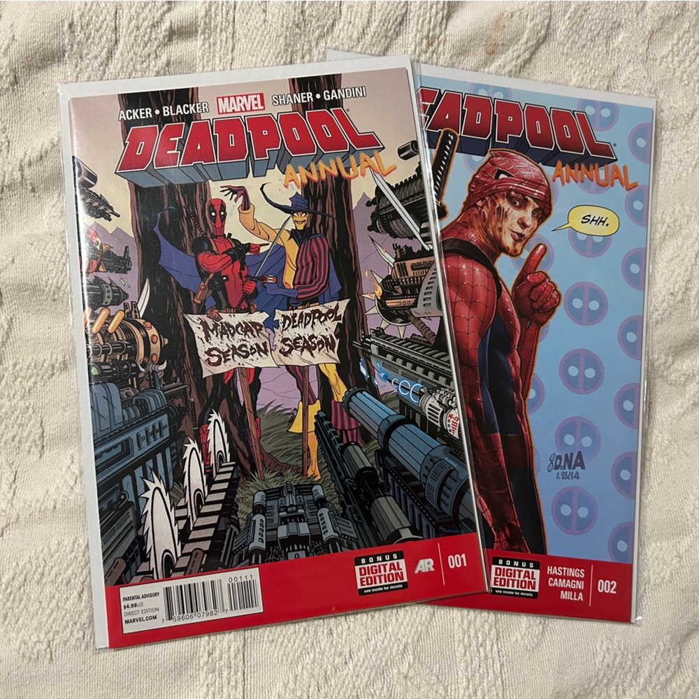 DEADPOOL COMIC BOOKS!